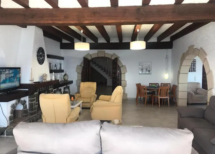 Villa Primera Linea *